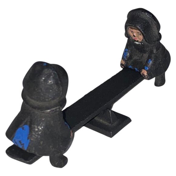Vintage John Wright Cast Iron Amish 2 Girls on Teeter Totter 1997 Figures - A267 - Picture 1 of 10